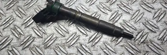 Mercedes-Benz C W203 Fuel injector A6460701187