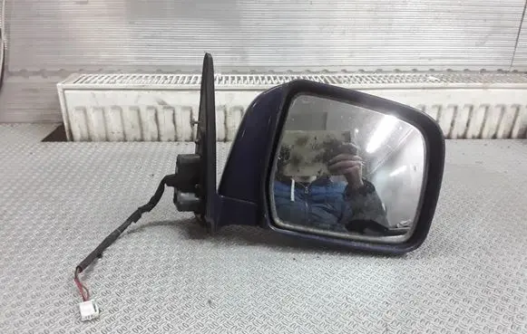 Toyota Hilux (N80, N90, N100, N110) Front door electric wing mirror