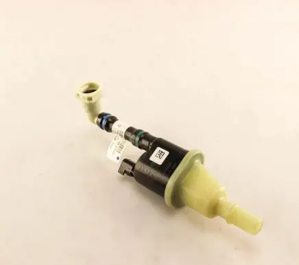 Ford Kuga III Engine mount vacuum valve LX689E817EB