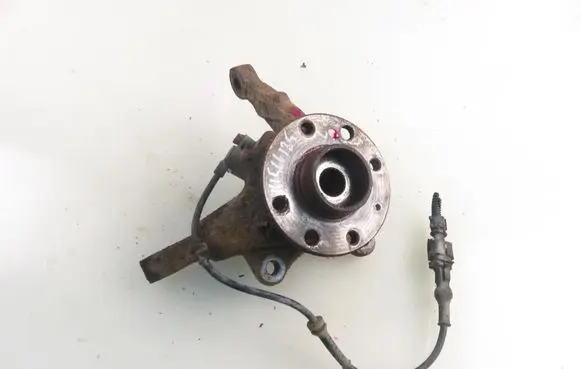 Opel Meriva A Front wheel hub spindle knuckle 
