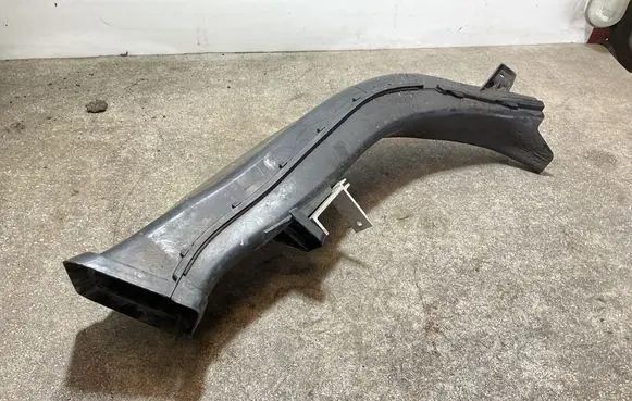 Audi E-tron GT Brake cooling air channel/duct 9J1807009
