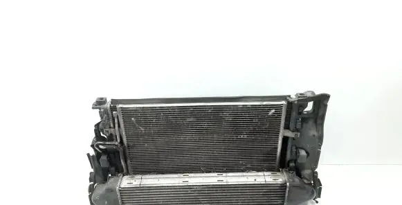 Volvo XC60 Radiator set 8G919L440AC