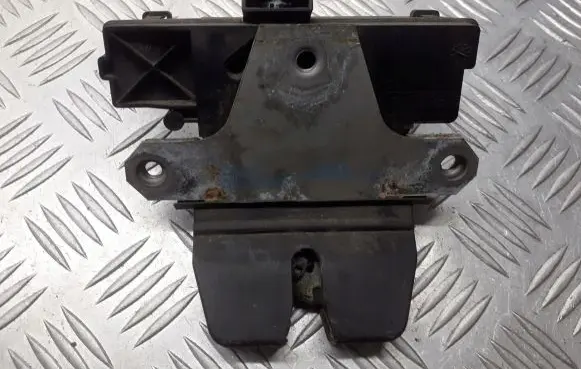 Ford Focus Tailgate/trunk/boot lock/catch/latch 3M51-R442A66