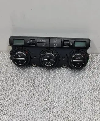 Volkswagen PASSAT B6 Climate control unit 74677581 1127C1 111067