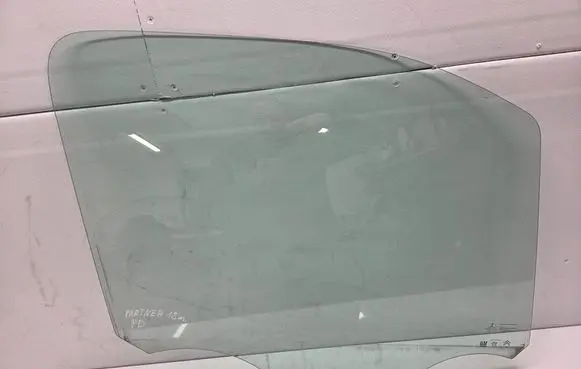 Peugeot Partner III Front door window glass four-door 43R000015 E000191