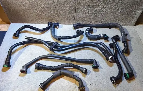 Hyundai Ioniq 5 Engine coolant pipe/hose