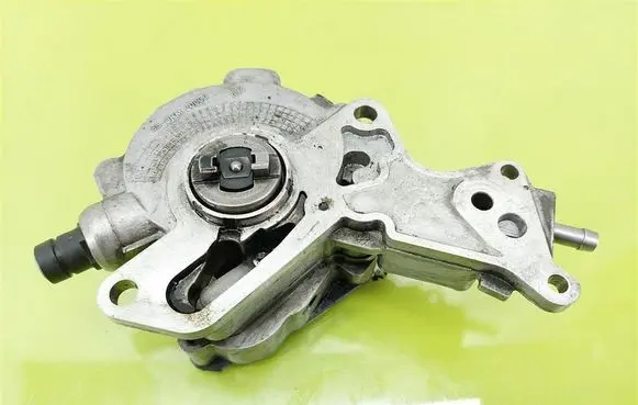 Volkswagen Sharan Electric auxiliary coolant/water pump 038145209E