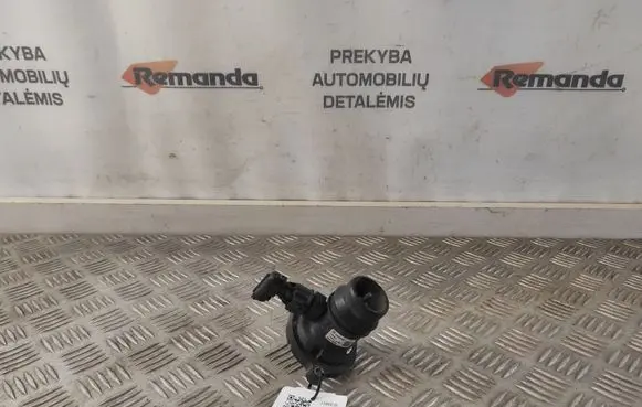 Opel Adam Thermostat/thermostat housing 55593033 820015589