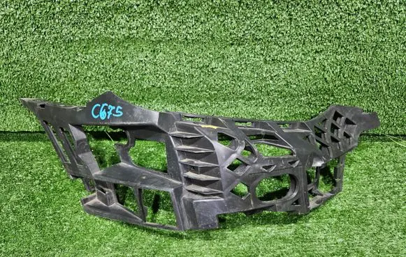 Mercedes-Benz SLK R172 Front bumper mounting bracket A1728851465