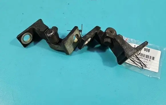 Skoda Octavia Mk3 (5E) Front door hinge set 7N0831402A IMPRK1582908