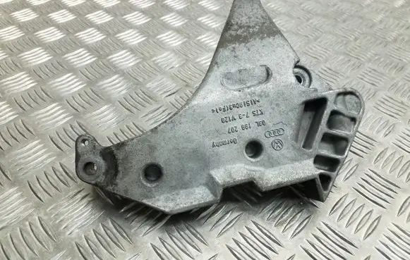 Skoda Superb B6 (3T) Engine mounting bracket 03L199207