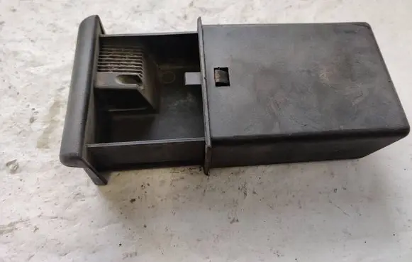 Car ashtray