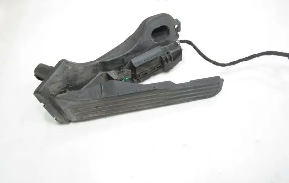 Volkswagen Caddy Accelerator throttle pedal 2K5723503A 6PV00868931
