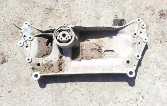 Skoda Superb B6 (3T) Front subframe