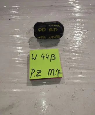 Ford Mondeo MK I Other switches/knobs/shifts 21344664