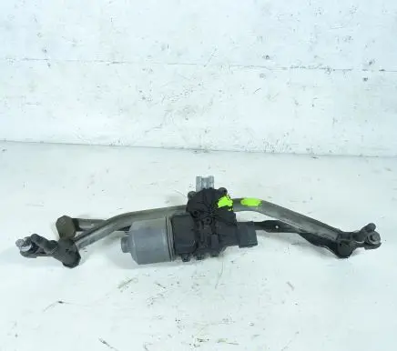 Peugeot 207 CC Front wiper linkage and motor 3397020769