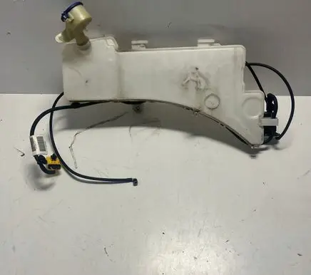 Citroen DS7 Crossback Windshield washer fluid reservoir/tank 9817459580
