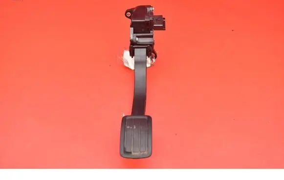 Peugeot 5008 Accelerator throttle pedal 9674829180