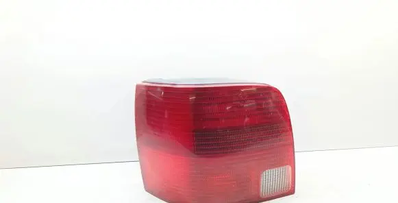 Volkswagen PASSAT B5 Rear/tail lights 3B9945111F