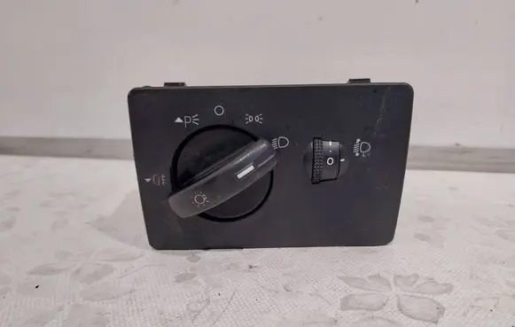 Ford Focus Light switch 4M5T13A024EA