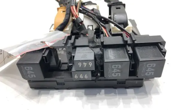 Volkswagen PASSAT CC Central body control module 3AA937087R