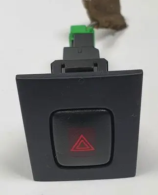 Volvo V70 Hazard light switch 9123685