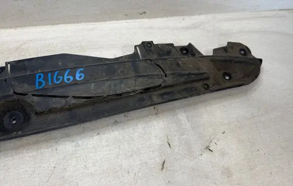 BMW X5 F15 Front wheel arch liner splash guards 0834110 8070788