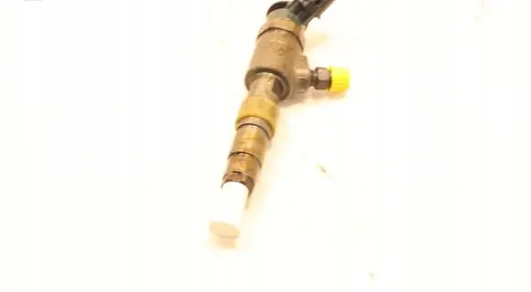 Peugeot 2008 I Fuel injector 0445110739