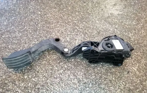 Fiat Scudo Accelerator throttle pedal 1401280880