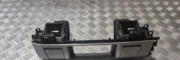 Jaguar XF X250 Dash center air vent grill CX2319K617