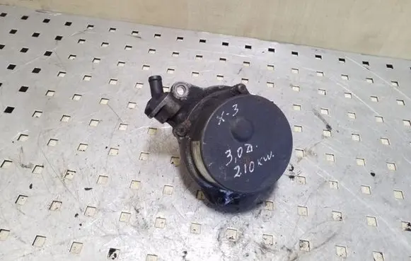 BMW X3 E83 Vacuum pump 11667791232 700437012