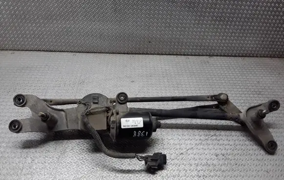 KIA Sorento Front wiper linkage and motor 981003E000