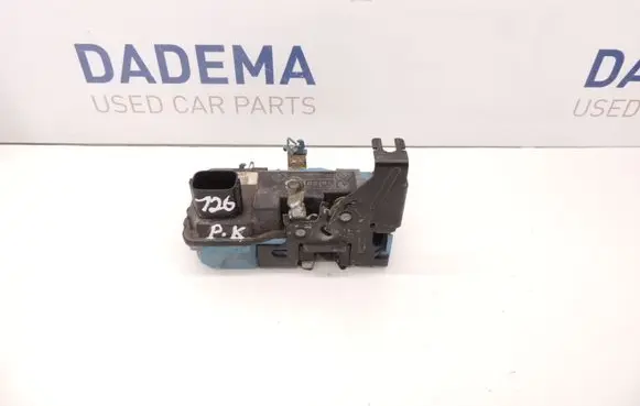 Volvo S60 Front door lock D126
