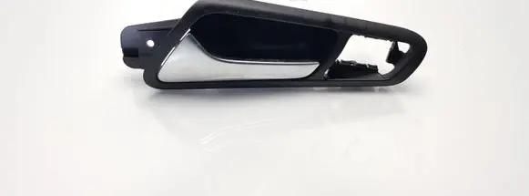 Volkswagen PASSAT B6 Front door interior handle 3C1837113D