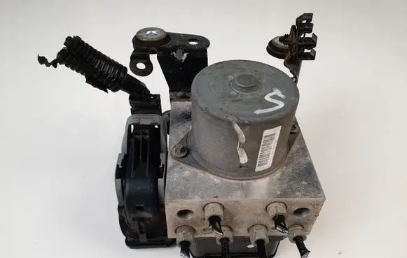 Ford S-MAX ABS Pump CG912C405CD