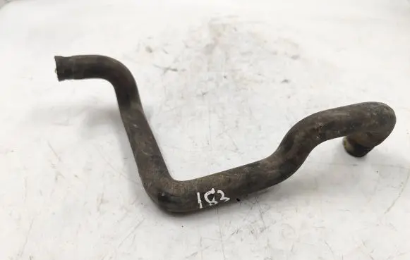 BMW 5 E39 Engine coolant pipe/hose