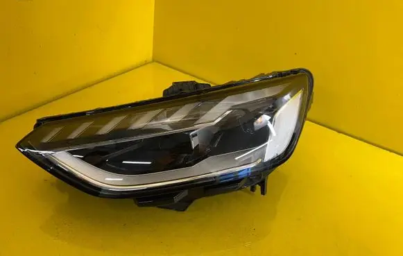 Audi A4 S4 B9 8W Headlight/headlamp 8W0941033D