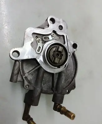 Citroen C5 Vacuum pump 9X202A451BD