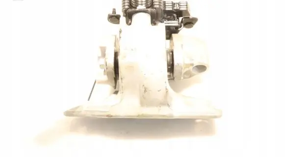 Lexus NX Gearbox mounting bracket