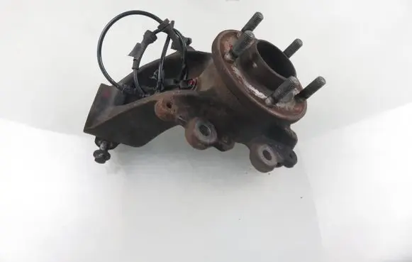 Ford Focus Front wheel hub spindle knuckle C8Q0B
