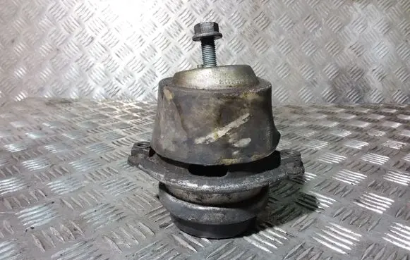Porsche Cayenne (9PA) Engine mount bracket 94837504901
