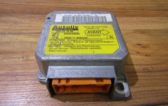 Peugeot 206 Airbag control unit/module 9635268880 550541500
