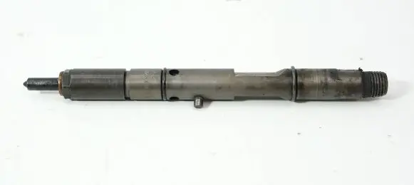 Audi A4 S4 B5 8D Fuel injector 059130201AE