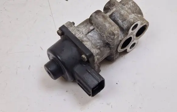Mitsubishi Outlander EGR valve 1582A166