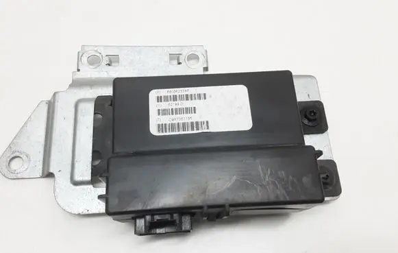 Chrysler Town & Country V Parking PDC control unit/module 68036233AF