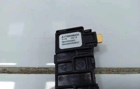 Mercedes-Benz C W204 Rain sensor A1729058200