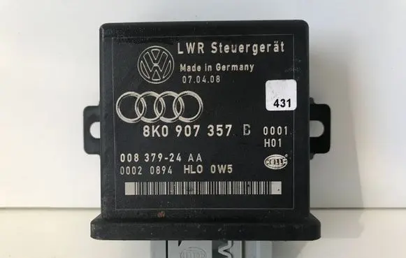 Audi A5 8T 8F Light module LCM 8K0907357B