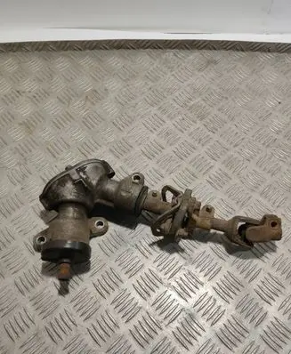 Nissan Pathfinder R50 Steering column universal joint