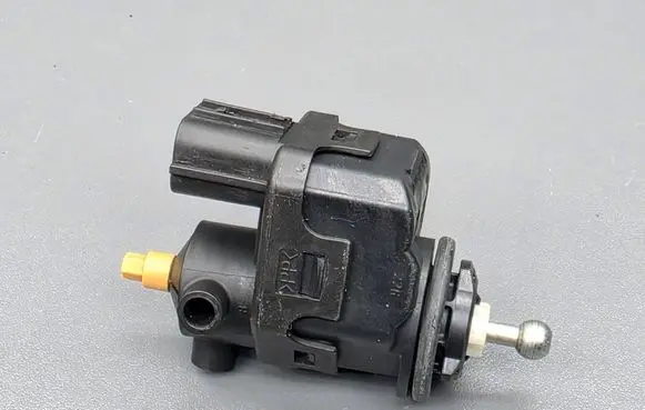 Honda CR-V Headlight level adjustment motor 007878