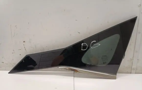 Nissan Qashqai J12 Rear side window 43R002092